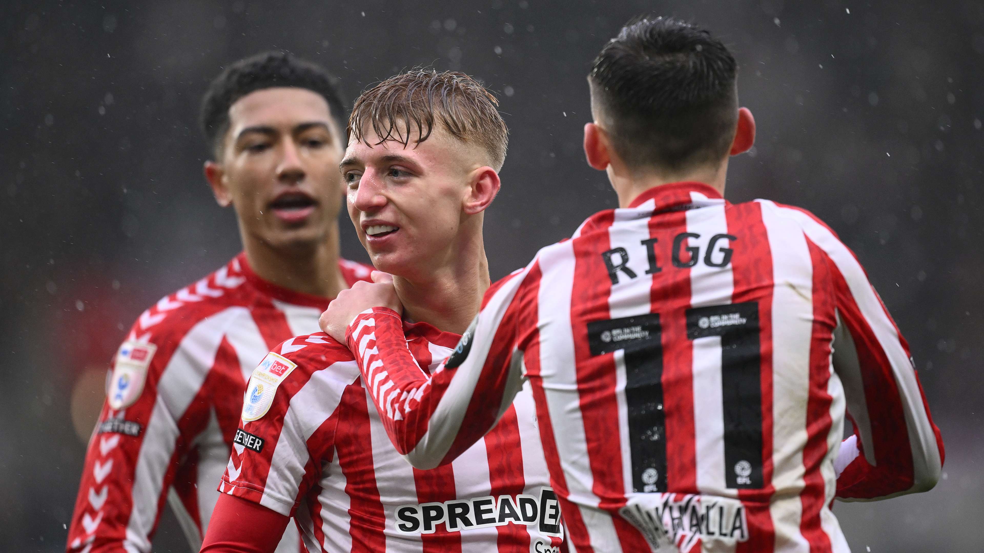 加在凱恩身 加在凱恩身